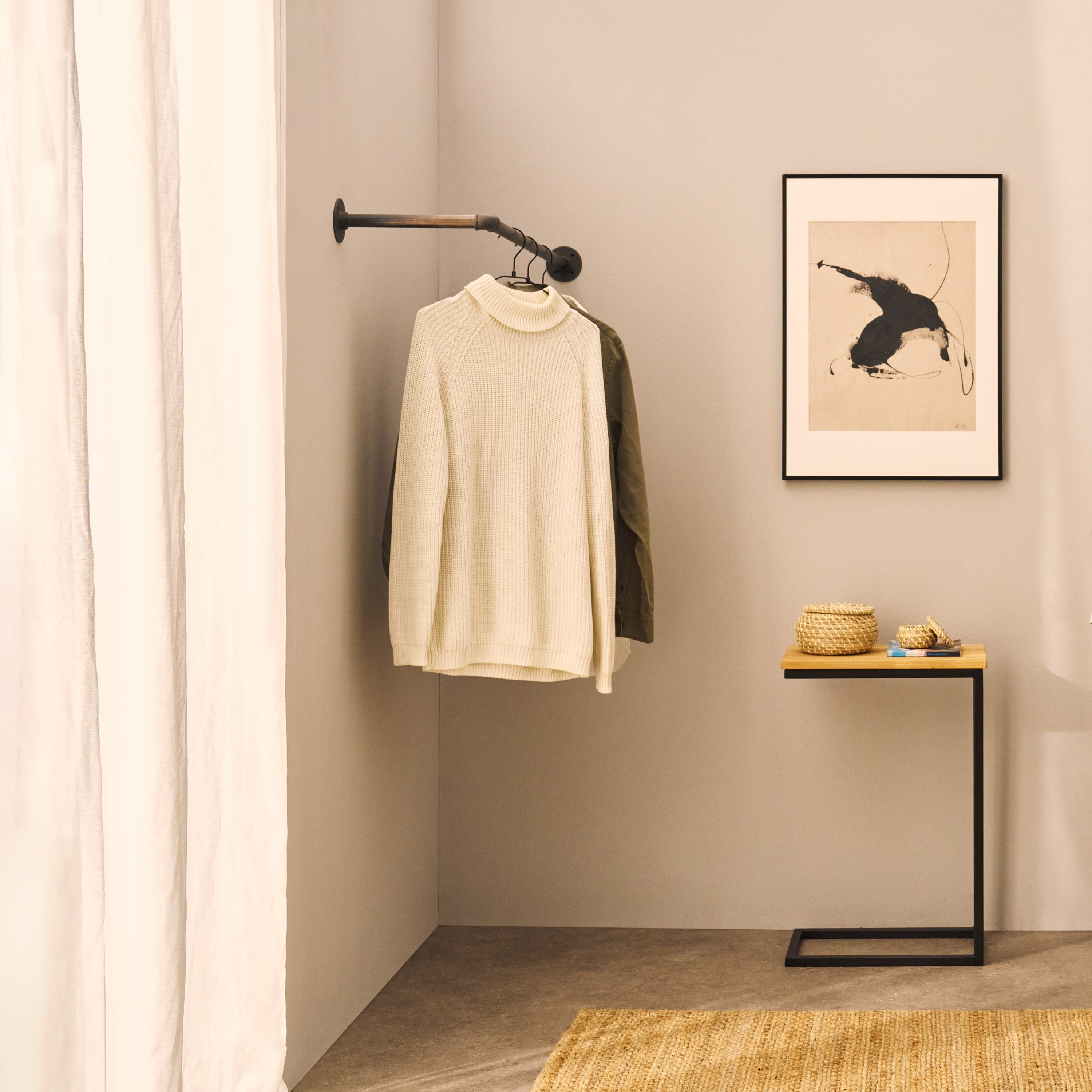 Beistelltisch C-FORM