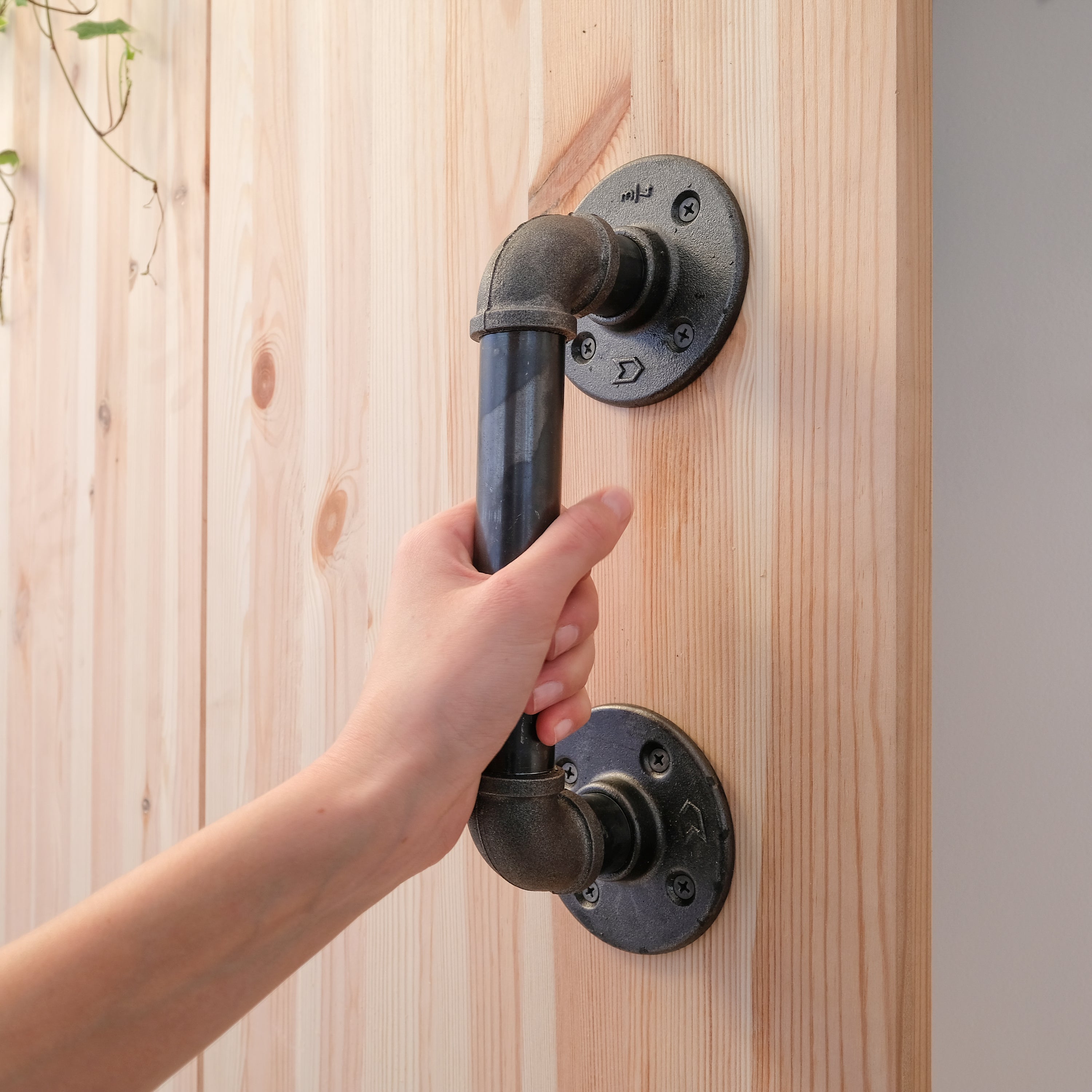 Door handle PIPE