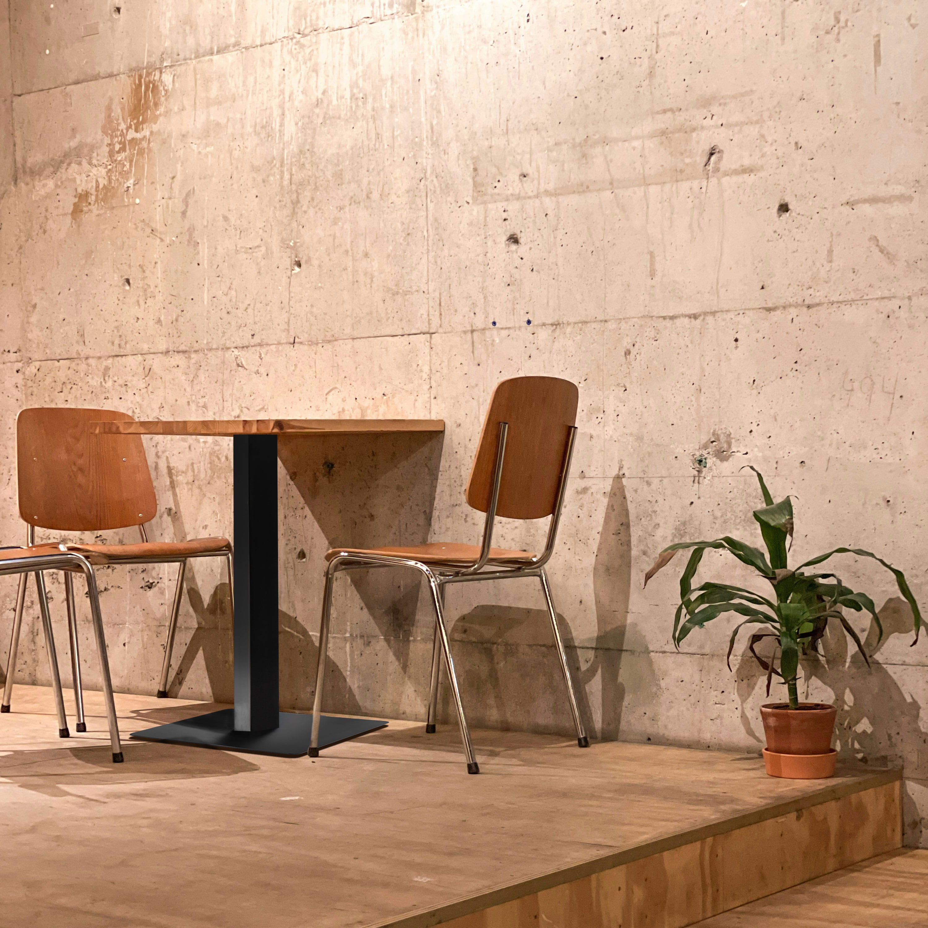 Bistrotischgestell SINGLE-ECKIG