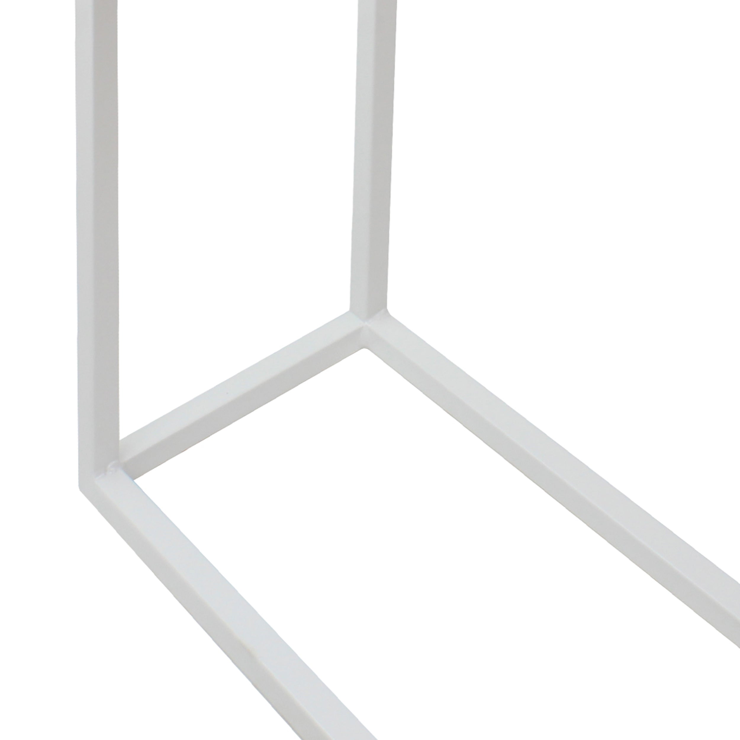 Side table C-FORM