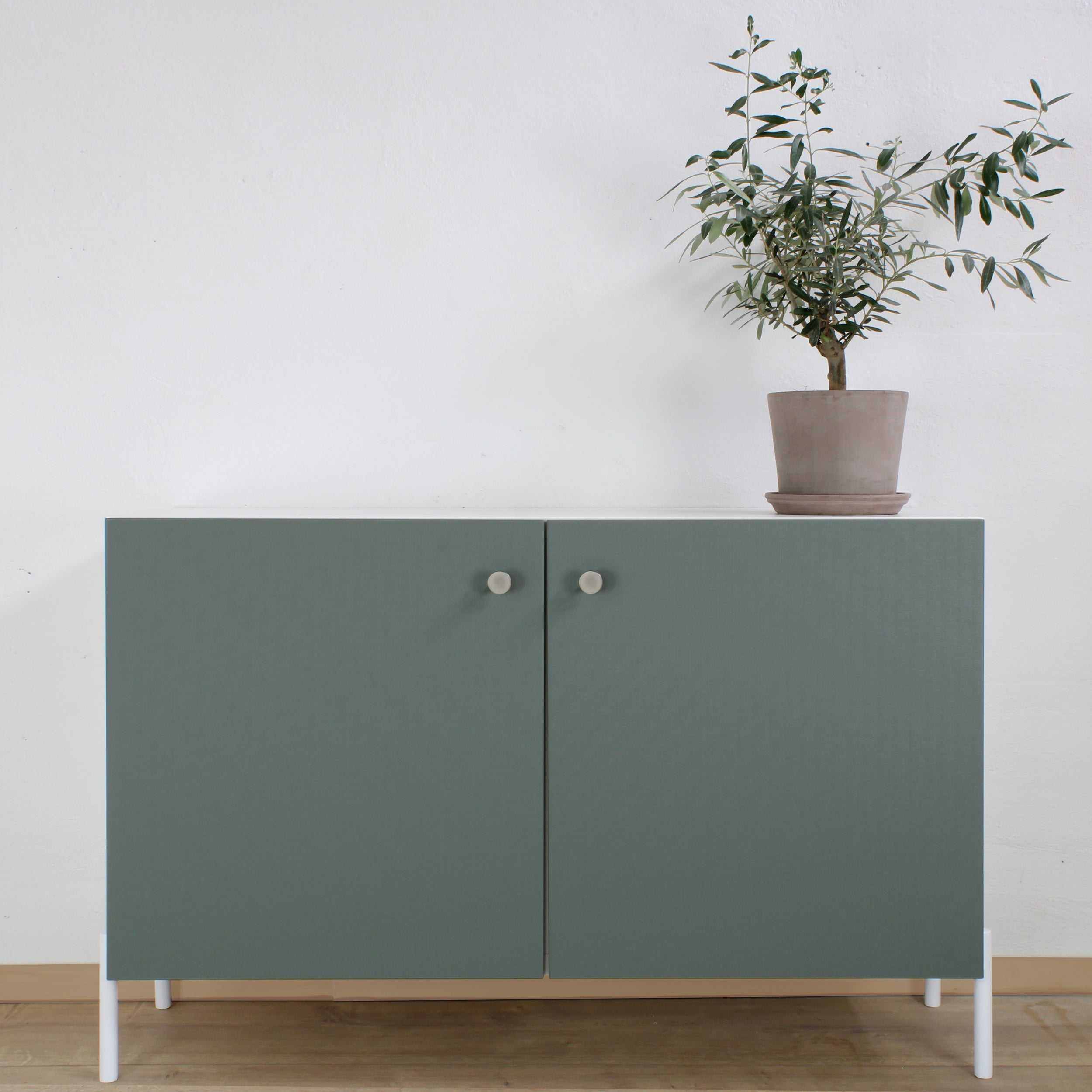 Set of 4 furniture legs OUTSTANDING