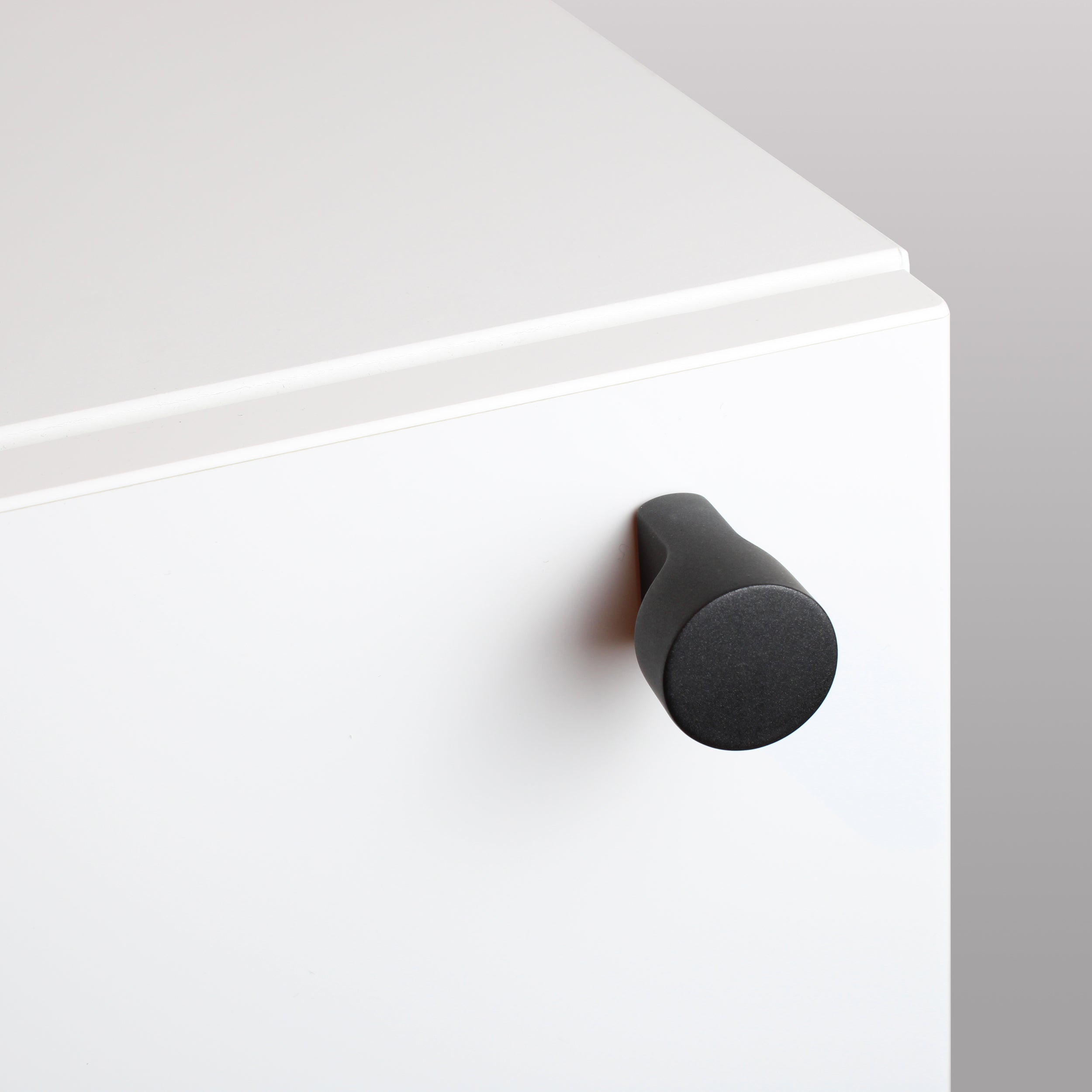 Tirador para muebles KNOPF